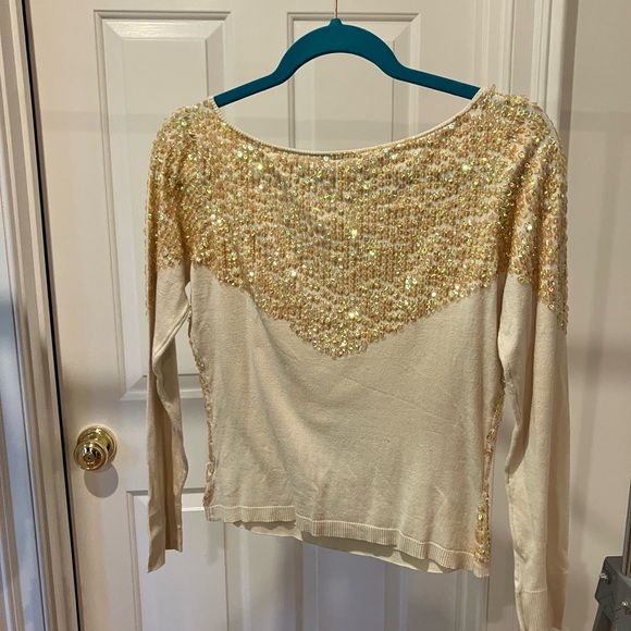 Gold/iridescent sequins knit top.  Twinset.  Size S.  NEVER WORN. - Picture 4 of 5